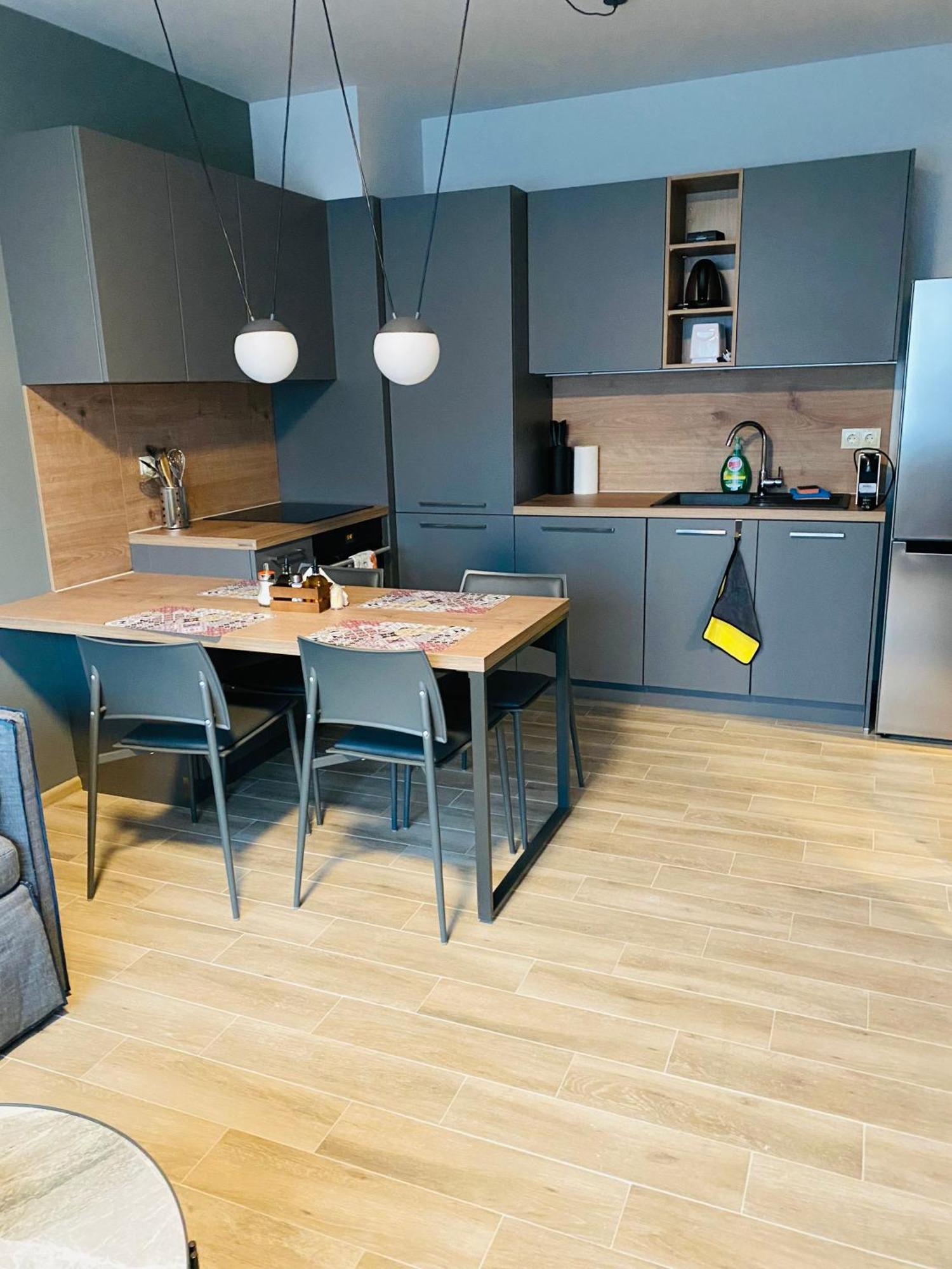 7Th Sense Boutique Apartments Sofia Exteriör bild