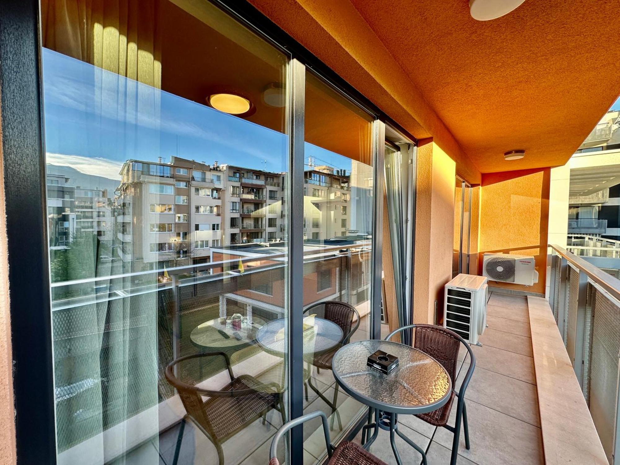 7Th Sense Boutique Apartments Sofia Exteriör bild