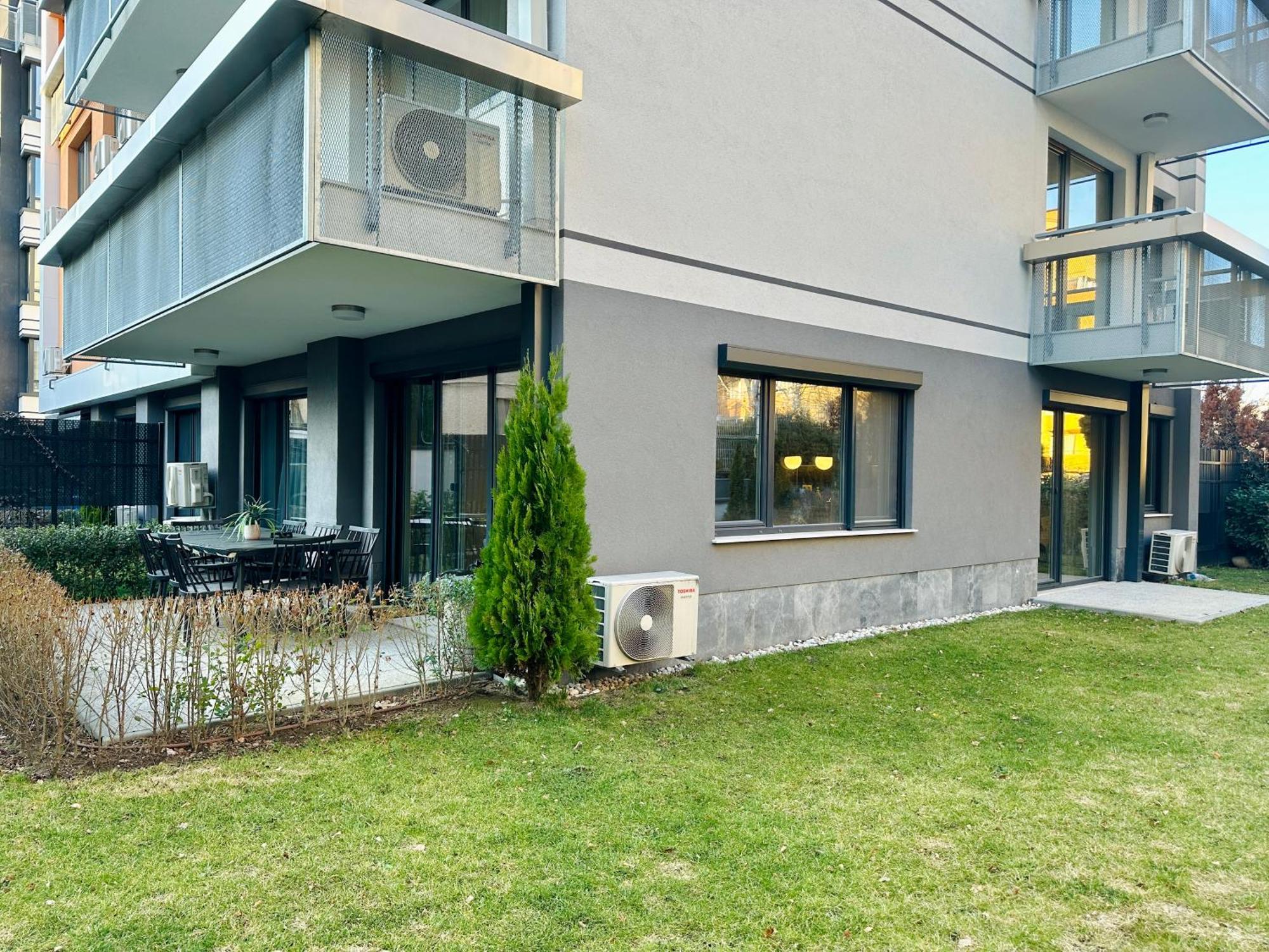 7Th Sense Boutique Apartments Sofia Exteriör bild
