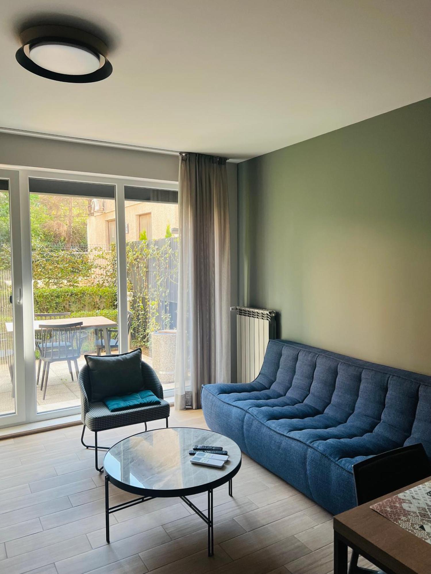 7Th Sense Boutique Apartments Sofia Exteriör bild