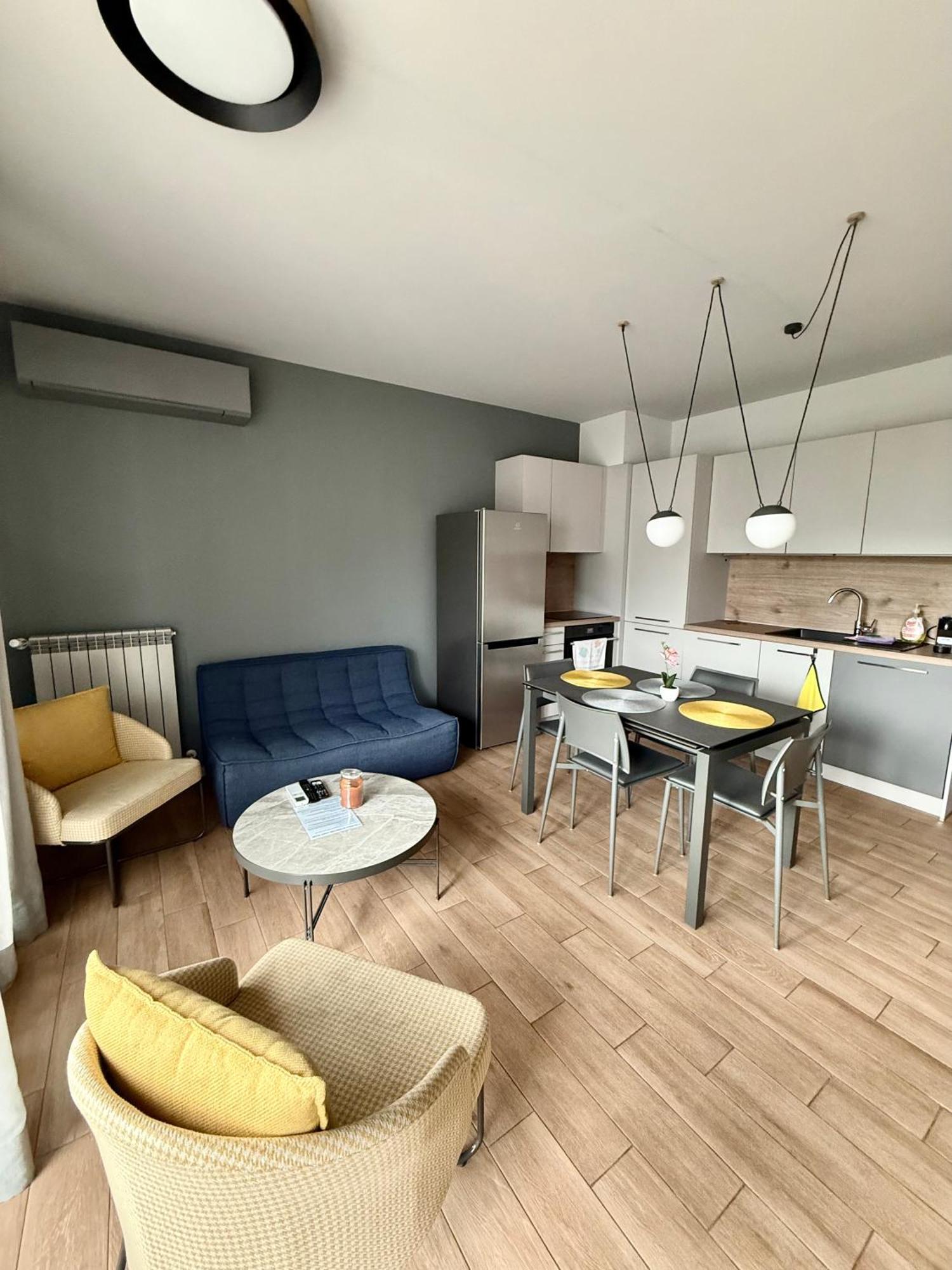 7Th Sense Boutique Apartments Sofia Exteriör bild