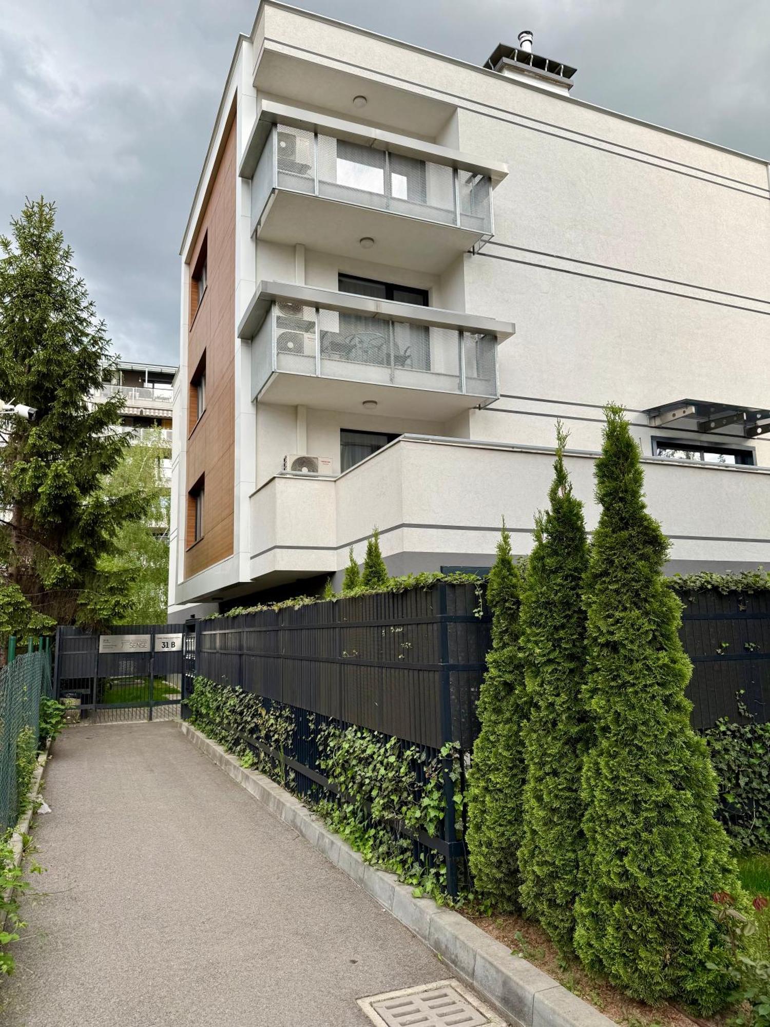 7Th Sense Boutique Apartments Sofia Exteriör bild