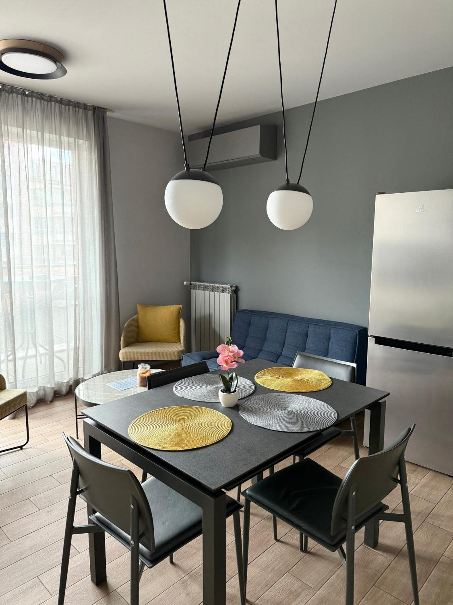 7Th Sense Boutique Apartments Sofia Exteriör bild