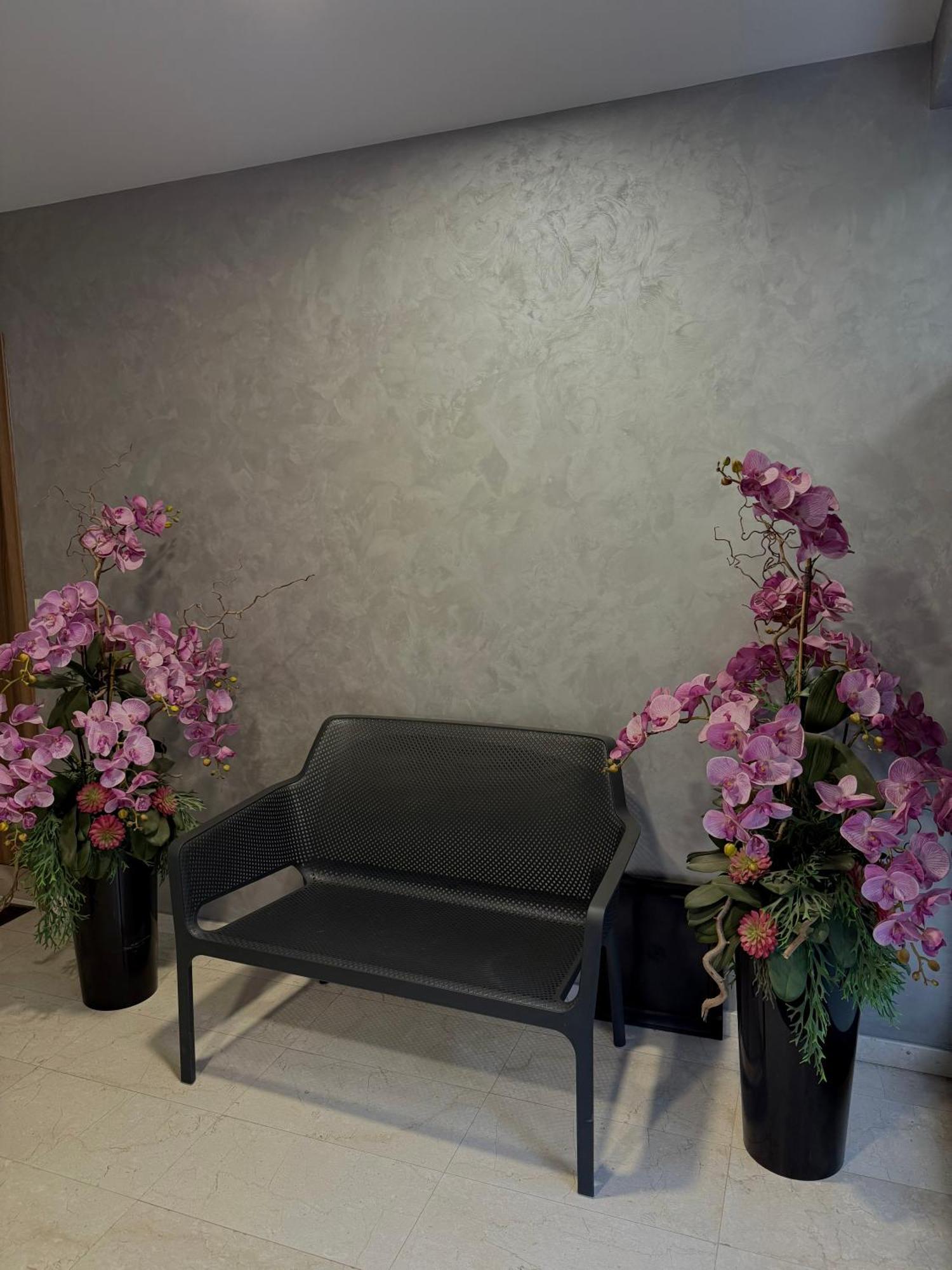 7Th Sense Boutique Apartments Sofia Exteriör bild